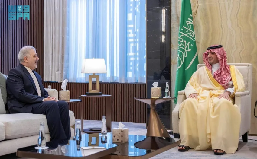 عبدالعزيز بن سعود يناقش “القضايا المشتركة” مع السفير الإيراني عبدالعزيز بن سعود يناقش “القضايا المشتركة” مع السفير الإيراني