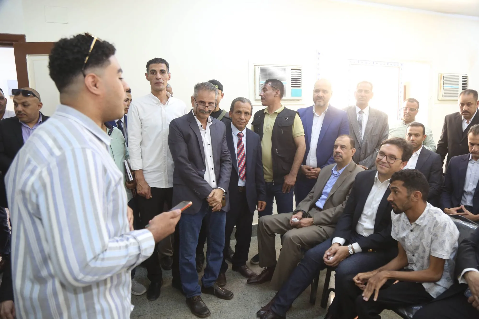 وزير الثقافة ومحافظ سوهاج ي inaugurate بيت ثقافة أخميم بعد تجديده وزير الثقافة ومحافظ سوهاج ي inaugurate بيت ثقافة أخميم بعد تجديده
