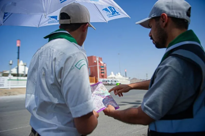 من بزوغ الفجر حتى غروب الشمس.. حكاية كشاف في أحضان الأماكن المقدسة من بزوغ الفجر حتى غروب الشمس.. حكاية كشاف في أحضان الأماكن المقدسة