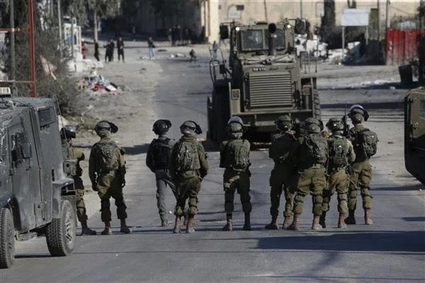 استشهاد ثلاثة فلسطينيين نتيجة إطلاق نار من قوات الاحتلال الإسرائيلي غرب رفح بجنوب قطاع غزة استشهاد ثلاثة فلسطينيين نتيجة إطلاق نار من قوات الاحتلال الإسرائيلي غرب رفح بجنوب قطاع غزة