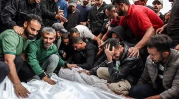 تفاقم معاناة الجوعى: ارتفاع حصيلة ضحايا الهجوم على مراكز المساعدات في غزة إلى 52 شهيدًا و340 جريحًا، وانتشار المجاعة.