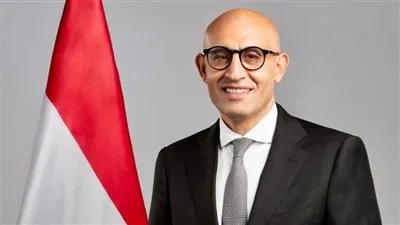 محمد عبد اللطيف: منذ أن تسلمت وزارة التربية والتعليم قبل 11 شهرًا، شهدنا تحسنًا ملحوظًا في المدارس الحكومية. محمد عبد اللطيف: منذ أن تسلمت وزارة التربية والتعليم قبل 11 شهرًا، شهدنا تحسنًا ملحوظًا في المدارس الحكومية.