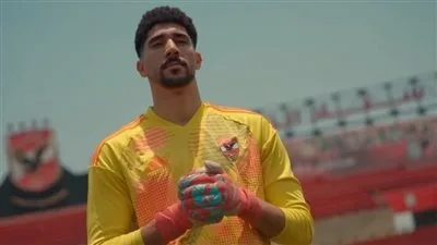 رسميًا.. نادي الأهلي يكشف انضمام الحارس محمد سيحا من المقاولون العرب رسميًا.. نادي الأهلي يكشف انضمام الحارس محمد سيحا من المقاولون العرب