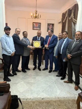 اتحاد الشباب العربي يُكرّم النائب مصطفى بكري تقديراً لمساهمته في دعم القضايا العربية اتحاد الشباب العربي يُكرّم النائب مصطفى بكري تقديراً لمساهمته في دعم القضايا العربية