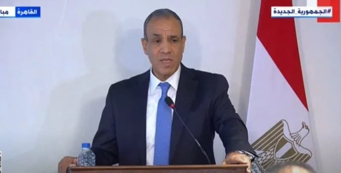 وزير الخارجية يتباحث مع نظيره الإيراني حول قضايا الأمن الإقليمي وتعزيز الاستقرار في المنطقة