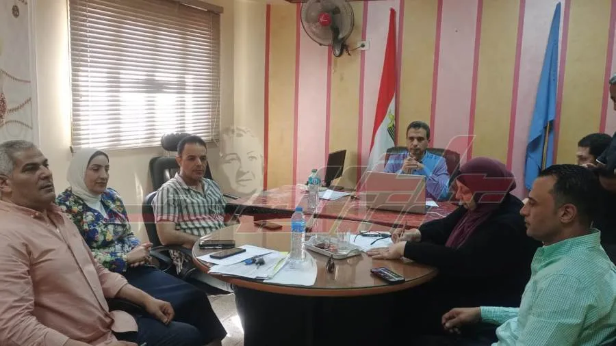 وكيل تعليم كفر الشيخ يراقب امتحانات الشهادة الإعدادية من مركز العمليات وكيل تعليم كفر الشيخ يراقب امتحانات الشهادة الإعدادية من مركز العمليات