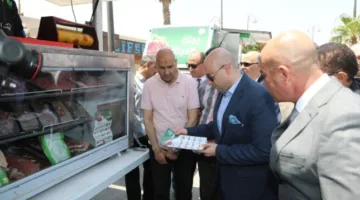متاجر متنقلة لعرض اللحوم والمنتجات الغذائية بأسعار مخفضة في بني سويف