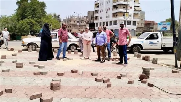 محافظ الدقهلية يراقب مشاريع رصف الشوارع وتركيب البلاط الإنترلوك في منطقة الجمالية محافظ الدقهلية يراقب مشاريع رصف الشوارع وتركيب البلاط الإنترلوك في منطقة الجمالية