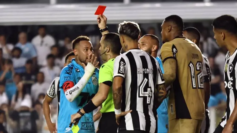 إخراج نيمار من المباراة بسبب تقليده لمارادونا في لقاء الدوري البرازيلي أمام بوتافوغو