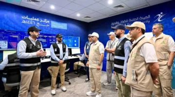 وزير الصحة يتفقد جاهزية هيئة الغذاء والدواء لموسم الحج
