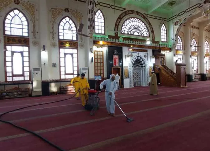 استعدادات صلاة عيد الأضحى: وزارة الأوقاف في البحر الأحمر تنظم حملات تعقيم وتنظيف للمساجد استعدادات صلاة عيد الأضحى: وزارة الأوقاف في البحر الأحمر تنظم حملات تعقيم وتنظيف للمساجد