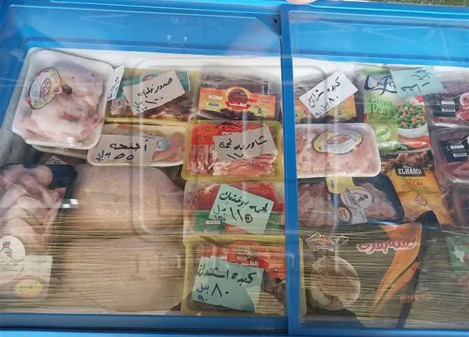 محافظ دمياط يطلق معرضاً للمواد الغذائية بخصم 15% بمناسبة قرب عيد الأضحى 2025. محافظ دمياط يطلق معرضاً للمواد الغذائية بخصم 15% بمناسبة قرب عيد الأضحى 2025.