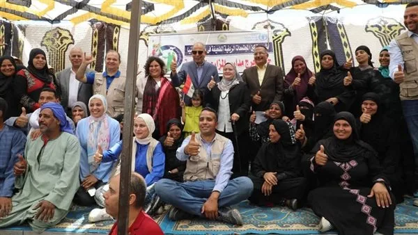 محافظ المنيا: نجاح تجربة زراعة قصب السكر بالشتل للأشخاص ذوي الاحتياجات الخاصة محافظ المنيا: نجاح تجربة زراعة قصب السكر بالشتل للأشخاص ذوي الاحتياجات الخاصة