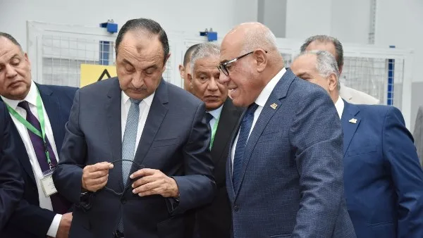 وزير قطاع الأعمال: ضرورة استخدام تقنيات التصنيع الحديثة لتعزيز تنافسية الصناعة الوطنية وزير قطاع الأعمال: ضرورة استخدام تقنيات التصنيع الحديثة لتعزيز تنافسية الصناعة الوطنية