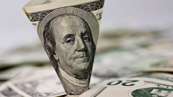 سعر الدولار مقابل الجنيه المصري في البنوك اليوم سعر الدولار مقابل الجنيه المصري في البنوك اليوم
