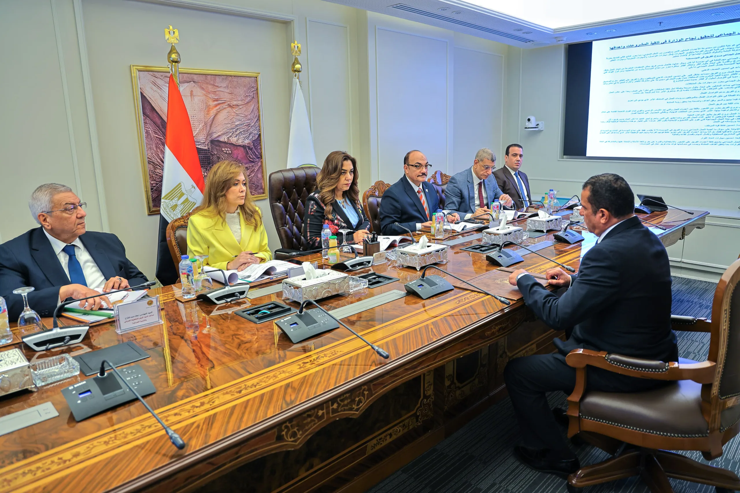 التنمية المحلية: لجنة تقييم المرشحين للمناصب القيادية بالوزارة تنهي جلسات المقابلة. التنمية المحلية: لجنة تقييم المرشحين للمناصب القيادية بالوزارة تنهي جلسات المقابلة.