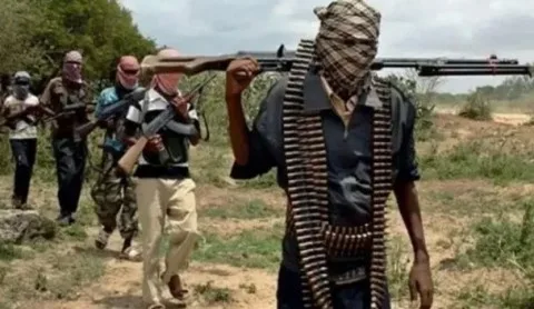 20 قتيلًا بالخطأ إثر غارة جوية في شمال غرب نيجيريا 20 قتيلًا بالخطأ إثر غارة جوية في شمال غرب نيجيريا