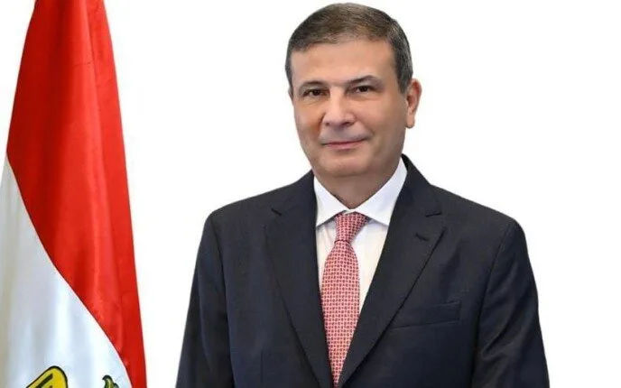 وزير الزراعة: تسليم 4 ملايين طن من القمح من المزارعين حتى الآن ونسعى لتحقيق الاكتفاء الذاتي وزير الزراعة: تسليم 4 ملايين طن من القمح من المزارعين حتى الآن ونسعى لتحقيق الاكتفاء الذاتي