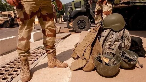 عاجل.. مقتل 30 جنديًا نتيجة هجوم على معسكر في وسط مالي عاجل.. مقتل 30 جنديًا نتيجة هجوم على معسكر في وسط مالي