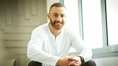 أحمد السقا ينسى التحديات ويحتفل بتخرج ابنته: “دائمًا فخور بكِ” أحمد السقا ينسى التحديات ويحتفل بتخرج ابنته: “دائمًا فخور بكِ”