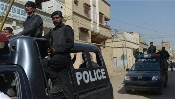 اعتقال 5 أفراد بتهمة التنقيب عن الآثار في قصر ثقافة الطفل بالأقصر اعتقال 5 أفراد بتهمة التنقيب عن الآثار في قصر ثقافة الطفل بالأقصر