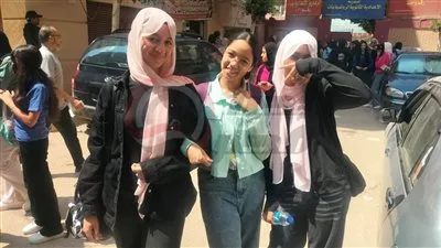 آراء طلاب الشهادة الإعدادية بشأن امتحان اللغة الأجنبية الأولى في الشرقية: كان سهلاً