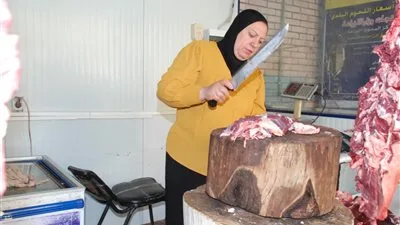 الزراعة تزيد من توفير السلع والمنتجات الغذائية بأسعار منخفضة لتقليل الضغط على المواطنين الزراعة تزيد من توفير السلع والمنتجات الغذائية بأسعار منخفضة لتقليل الضغط على المواطنين