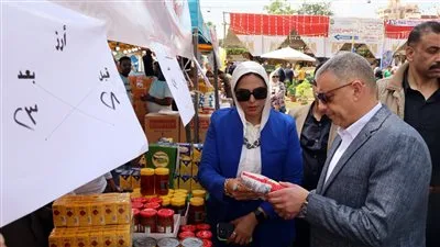الأسواق المتنقلة: مبادرة وطنية لتعزيز دعم المواطنين قبل عيد الأضحى في الإسماعيلية الأسواق المتنقلة: مبادرة وطنية لتعزيز دعم المواطنين قبل عيد الأضحى في الإسماعيلية