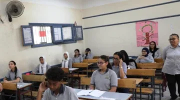 اختلاف وجهات نظر طلاب الشهادة الإعدادية في أسوان بعد اجتياز امتحان العلوم