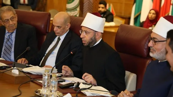 وزير الأوقاف يشارك في إطلاق النسخة الثالثة من المؤتمر الدولي حول المناخ والبيئة.. صور