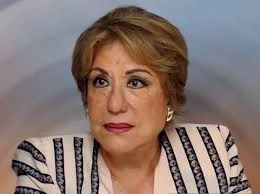 محمد رياض يعبّر عن حزنه لوفاة سيدة المسرح العربي سميحة أيوب