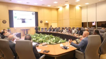 «الوزير» يستعرض فرص التعاون في مجالات النقل المتنوعة