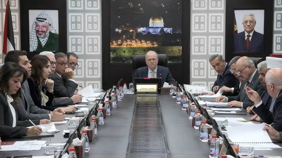 “الحكومة الفلسطينية” تشدد على أهمية التحرك الدولي السريع لإنهاء المجاعة في غزة