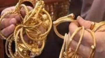 احتجاز امرأتين بتهمة سرقة مجوهرات ذهبية في الجيزة