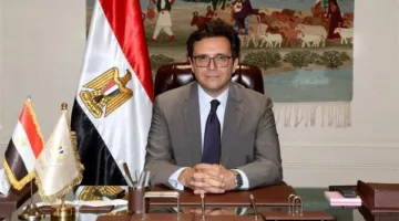 وزير الثقافة يعلن عن تعليق تطبيق زيادة رسوم المصنفات الفنية والعودة إلى الرسوم السابقة.