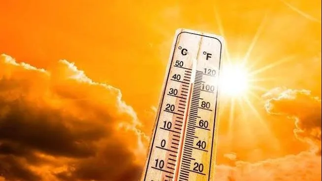 الأرصاد الجوية: طقس الغد سيكون حاراً خلال النهار ومعتدلاً ليلاً في معظم المناطق، مع تسجيل 33 درجة كحد أقصى في القاهرة. الأرصاد الجوية: طقس الغد سيكون حاراً خلال النهار ومعتدلاً ليلاً في معظم المناطق، مع تسجيل 33 درجة كحد أقصى في القاهرة.