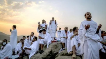 انطلاق تصعيد حجاج القرعة إلى عرفة لأداء ركن الحج الأساسي.