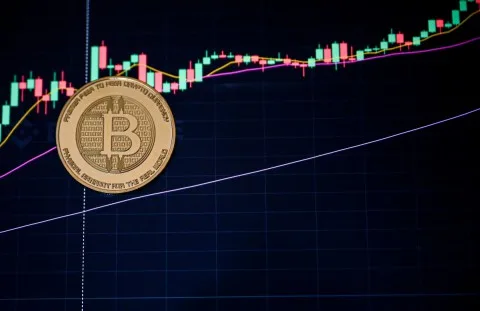 أسواق العملات الرقمية تستمر في الارتفاع وبيتكوين تتخطى 105 آلاف دولار في ظل مستجدات قانونية في الولايات المتحدة أسواق العملات الرقمية تستمر في الارتفاع وبيتكوين تتخطى 105 آلاف دولار في ظل مستجدات قانونية في الولايات المتحدة