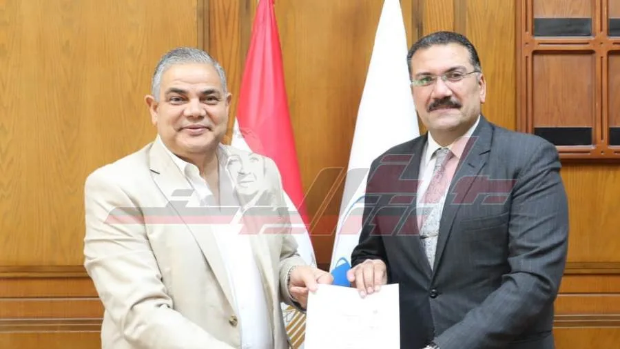 الدكتور رشدي العدوي يتولى منصب عميد كلية الزراعة في كفر الشيخ الدكتور رشدي العدوي يتولى منصب عميد كلية الزراعة في كفر الشيخ