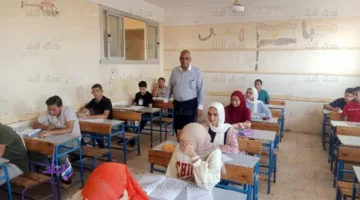 تسريبات تثير الجدل حول اختبارات الإعدادية بالمحافظات: تغيير أسئلة الامتحانات وتأجيل مواعيدها وتحديد المصور.