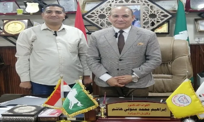 مدير الطب البيطري بالشرقية: أعددنا 20 مجزرًا لذبح الأضاحي مجانًا للعيد مدير الطب البيطري بالشرقية: أعددنا 20 مجزرًا لذبح الأضاحي مجانًا للعيد