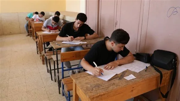 وكيل وزارة التعليم بالغربية يراقب امتحانات الدبلومات الفنية من مركز العمليات الرئيسي وكيل وزارة التعليم بالغربية يراقب امتحانات الدبلومات الفنية من مركز العمليات الرئيسي
