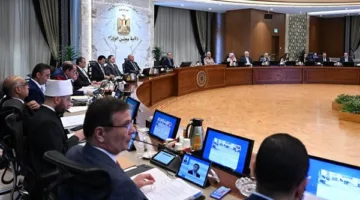 وزير قطاع الأعمال: إكمال المرحلة الأولى من تحديث 30 مصنعًا للنسيج