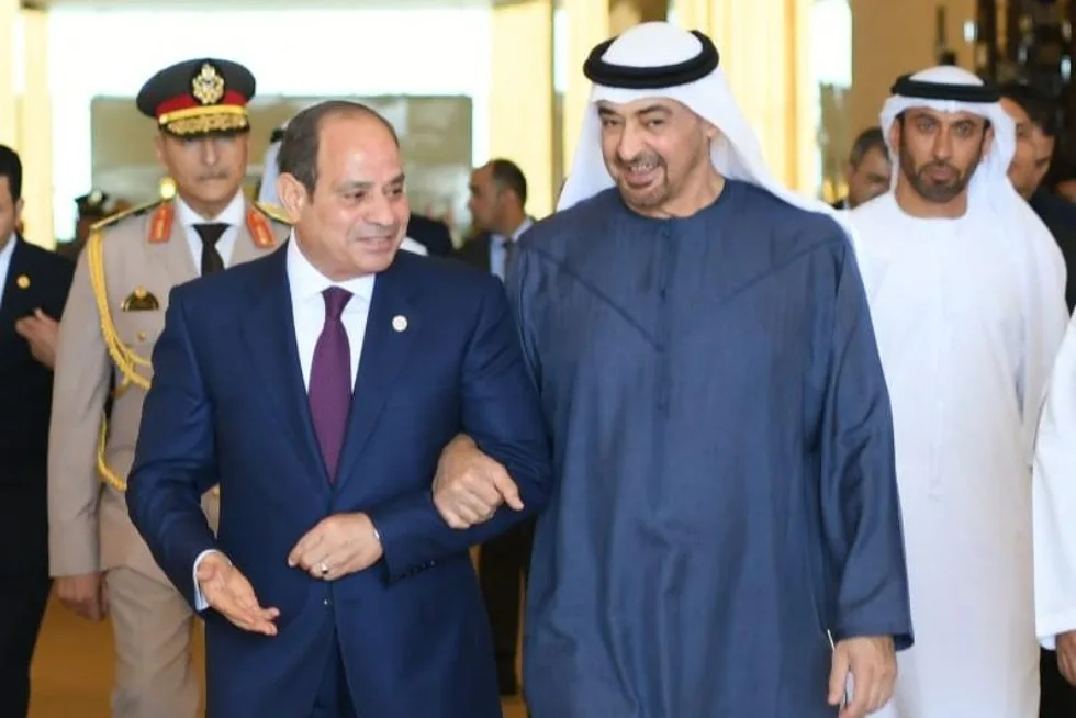 السيسي ومحمد بن زايد يشددان على ضرورة وقف إطلاق النار الفوري في غزة السيسي ومحمد بن زايد يشددان على ضرورة وقف إطلاق النار الفوري في غزة