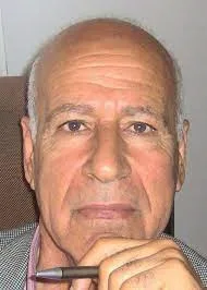 توفيق أبو شومر: بطل غزة!