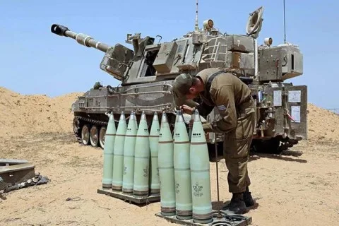 الاحتلال الإسرائيلي يعلن أن عائداته من صادرات الأسلحة وصلت إلى 14.7 مليار دولار في عام 2024 الاحتلال الإسرائيلي يعلن أن عائداته من صادرات الأسلحة وصلت إلى 14.7 مليار دولار في عام 2024