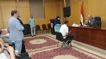 طلبات السكان من محافظ بني سويف خلال الاجتماع العام
