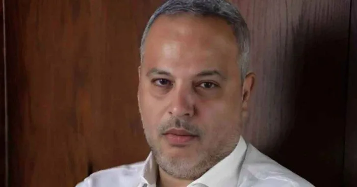 “وضعه الصحي حرج” .. تامر عبد المنعم يكشف عن تدهور صحة والده “وضعه الصحي حرج” .. تامر عبد المنعم يكشف عن تدهور صحة والده