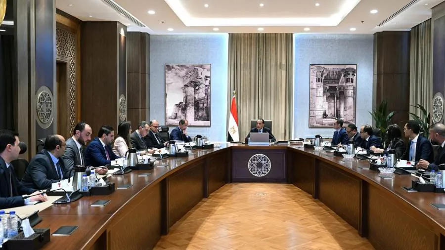 “مدبولي”: تحويل ضريبة الأرباح الرأسمالية إلى ضريبة دمغة على معاملات الأوراق المالية “مدبولي”: تحويل ضريبة الأرباح الرأسمالية إلى ضريبة دمغة على معاملات الأوراق المالية