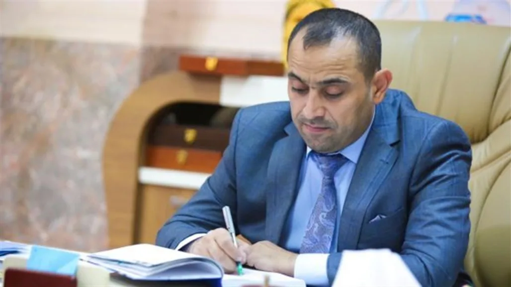 وزير الكهرباء يحظر الإجازات والبعثات للمديرين وزير الكهرباء يحظر الإجازات والبعثات للمديرين